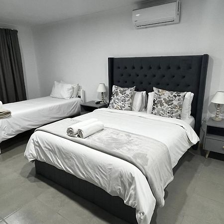 Cradock Guest House & Self Catering מראה חיצוני תמונה