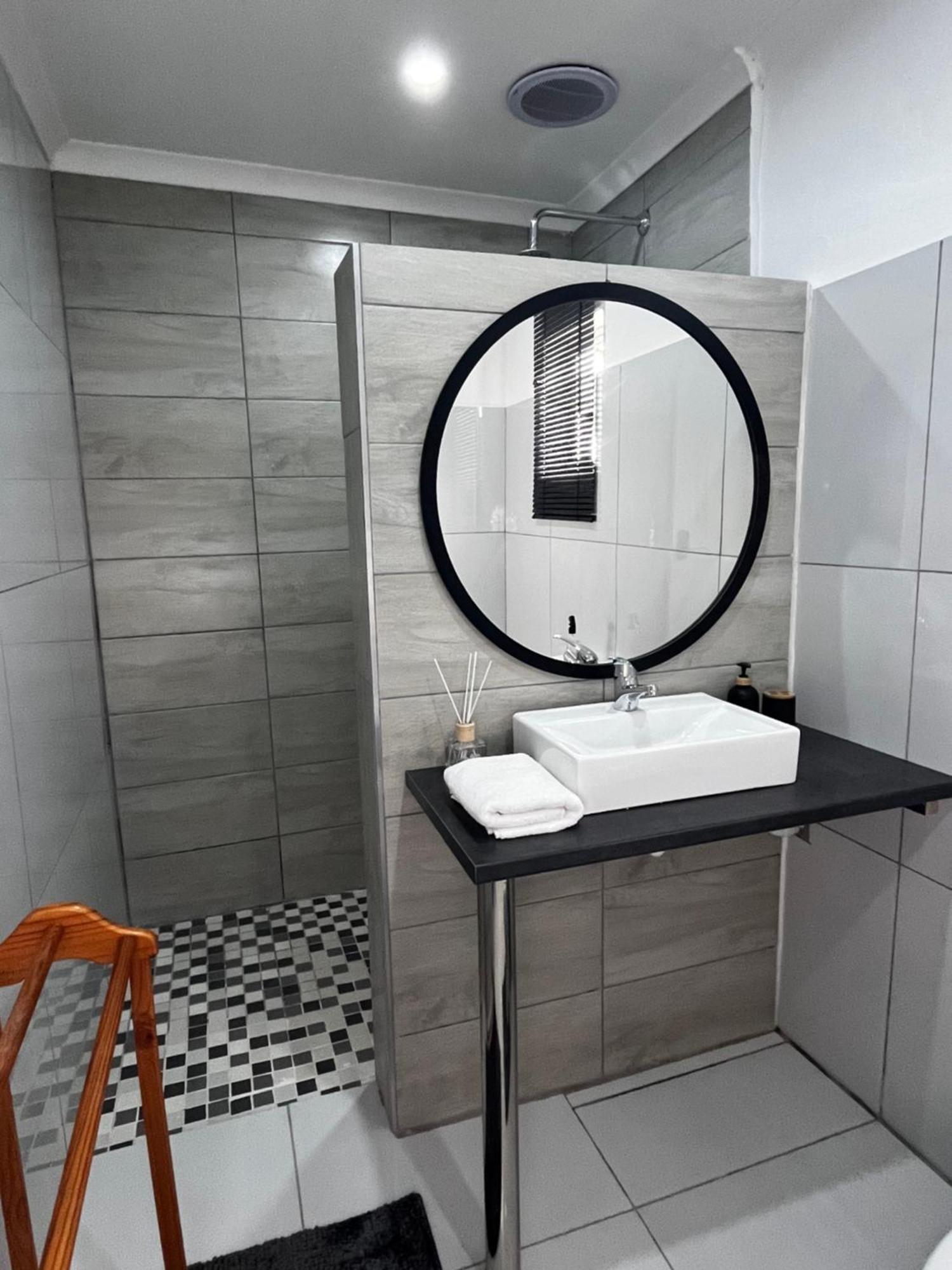 Cradock Guest House & Self Catering מראה חיצוני תמונה
