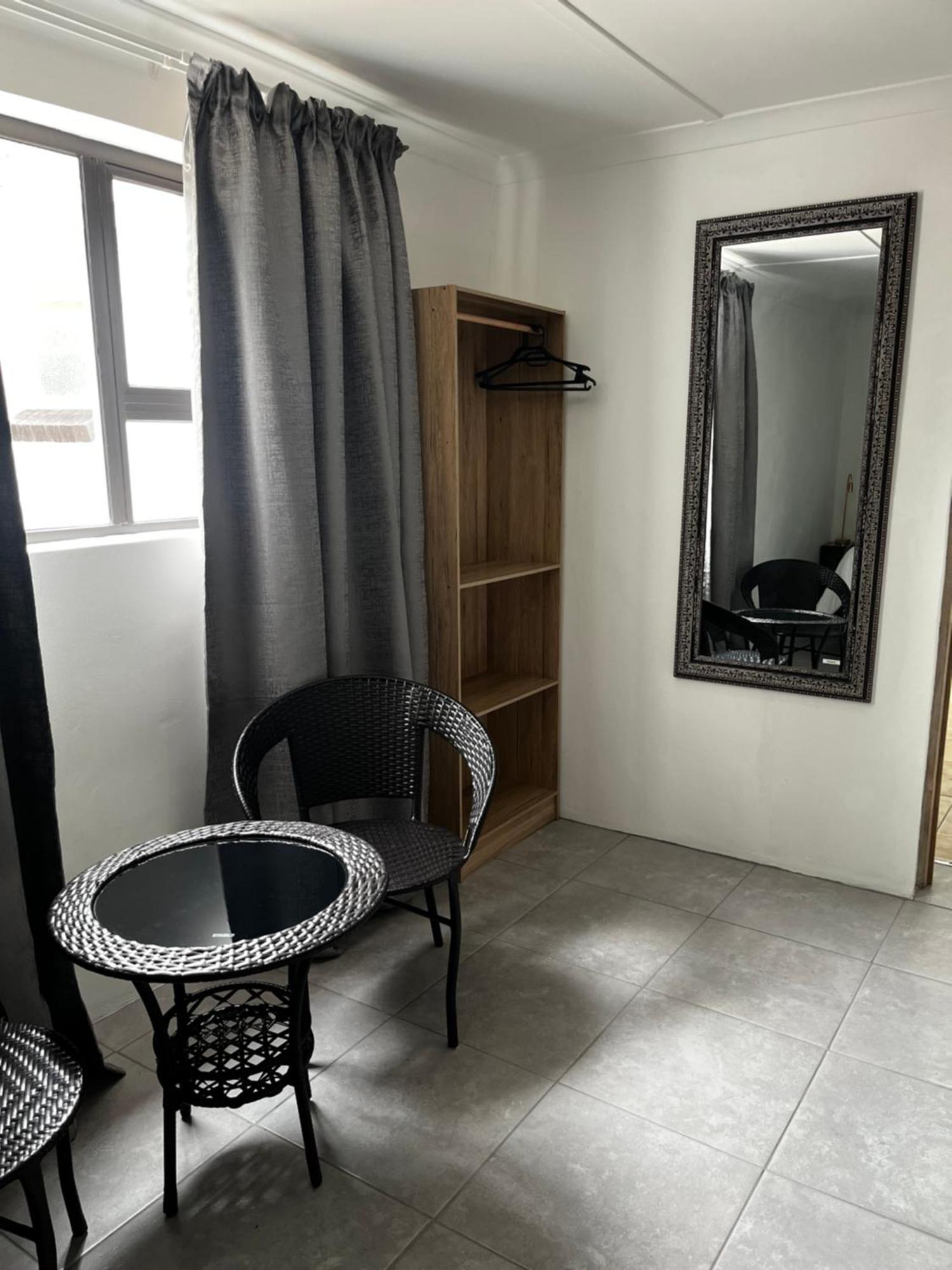 Cradock Guest House & Self Catering מראה חיצוני תמונה