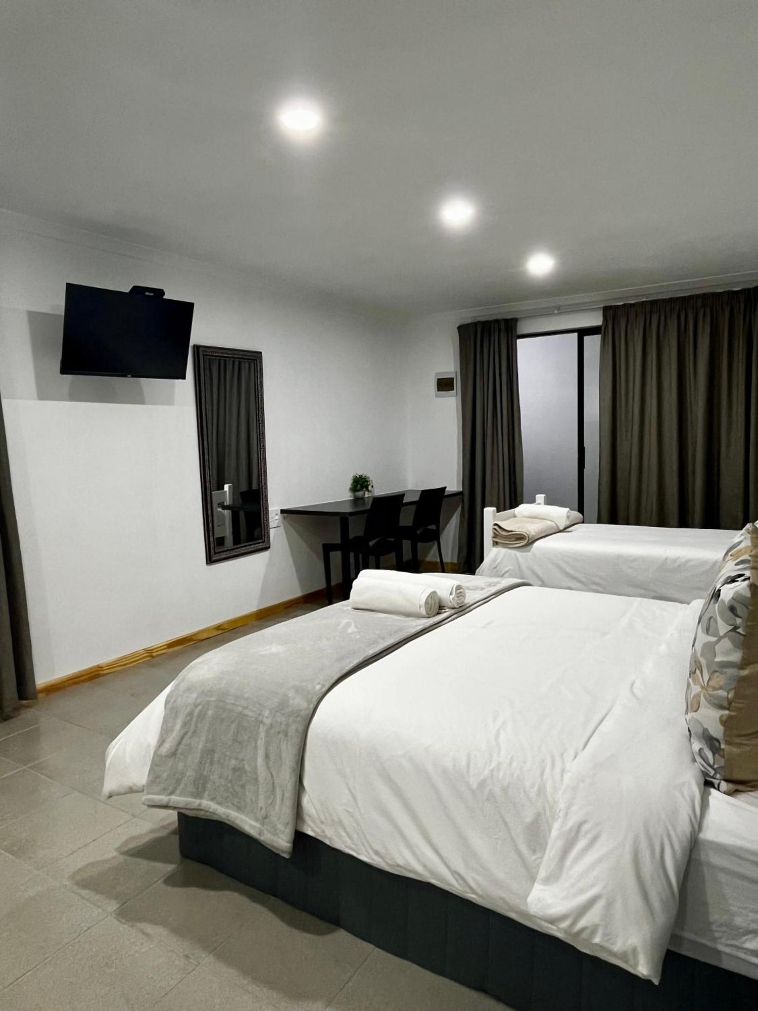 Cradock Guest House & Self Catering מראה חיצוני תמונה