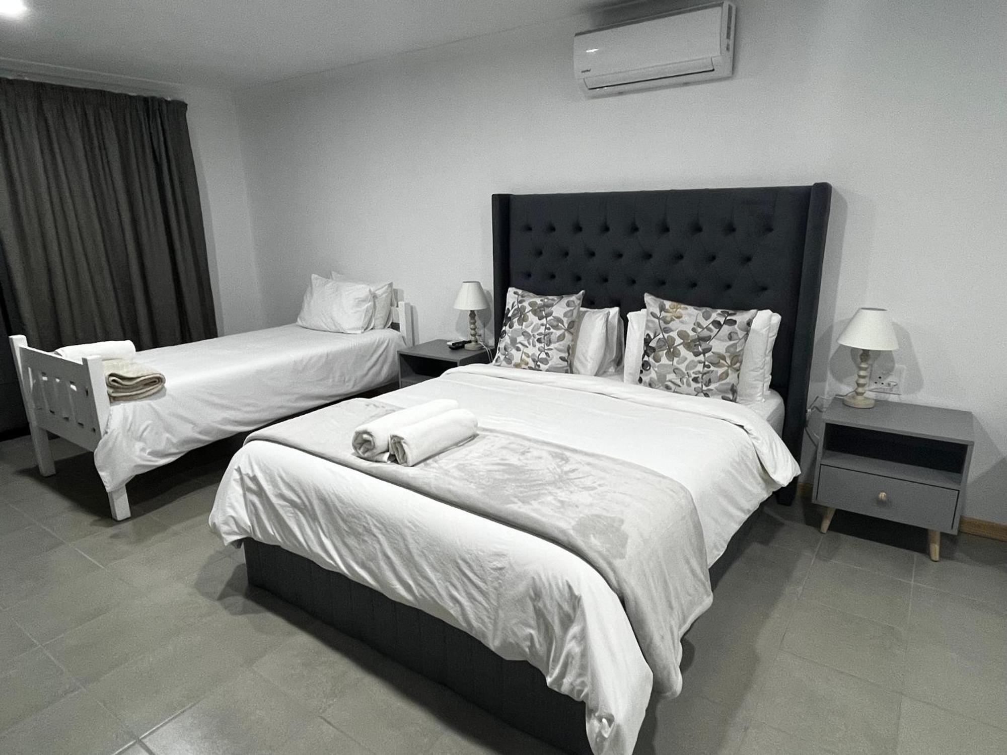 Cradock Guest House & Self Catering מראה חיצוני תמונה
